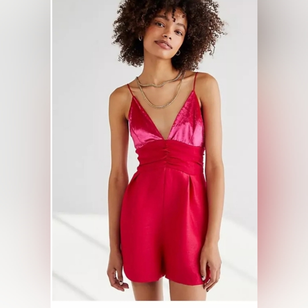 New Free People size 6 hot pink romper